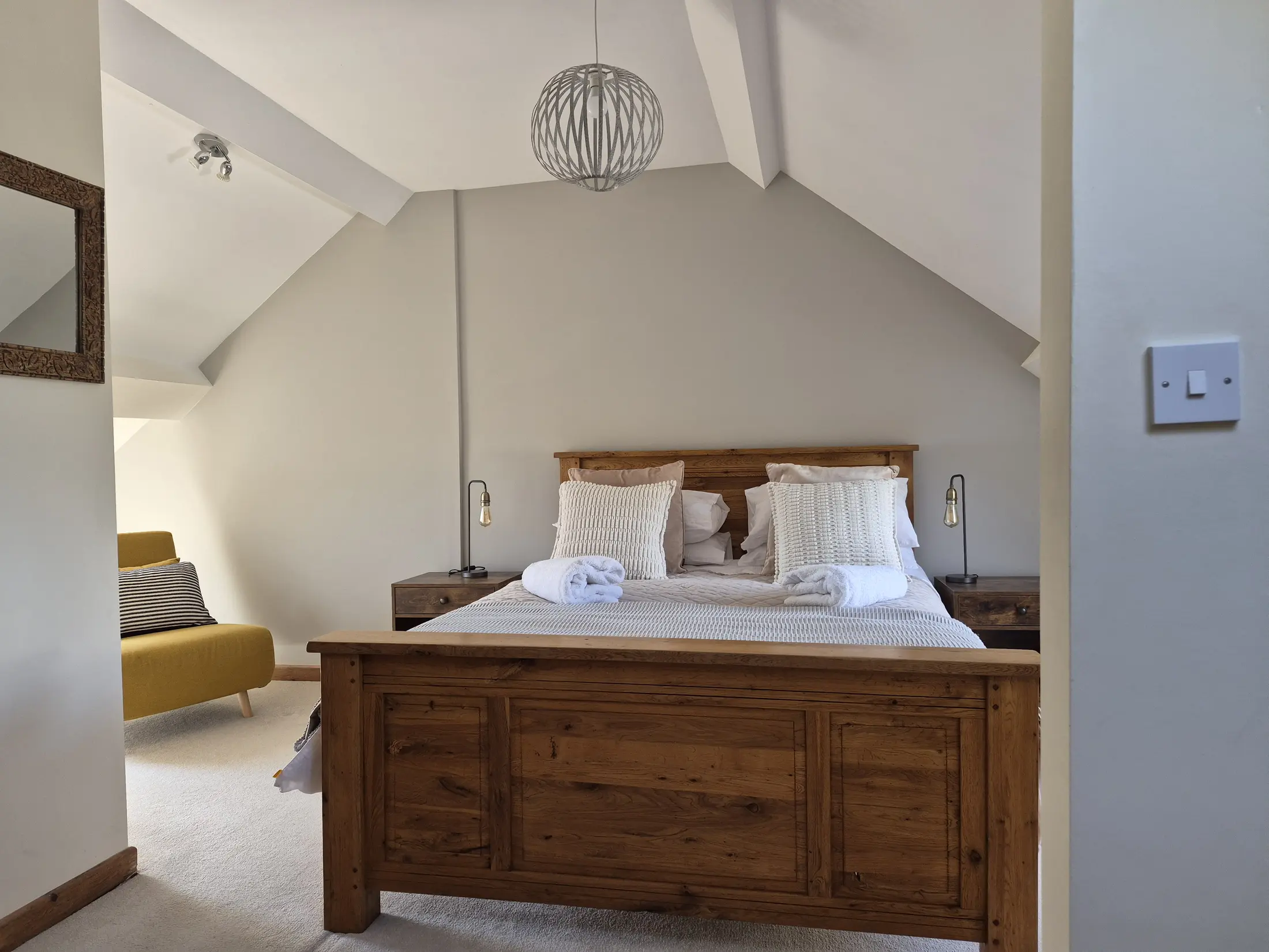 Double bedroom in Bridge Cottage