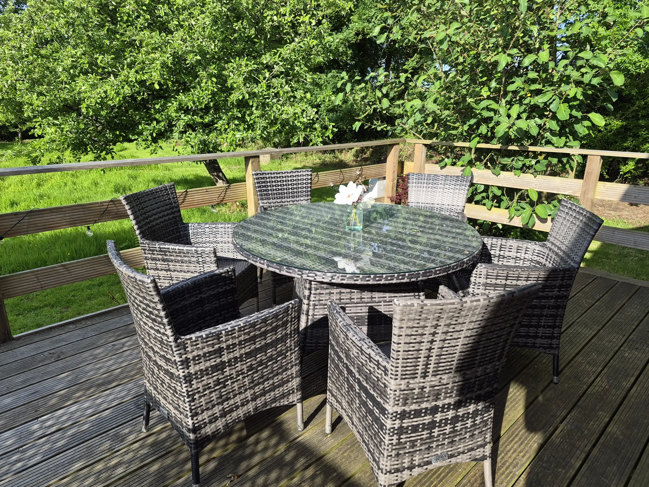 Outdoor seating at Torridge Lodge